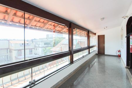 Casa à venda com 527m², 8 quartos e 10 vagasSala 2 - Varanda