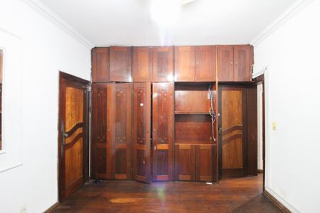 Casa à venda com 527m², 8 quartos e 10 vagasSemi - Suíte 1