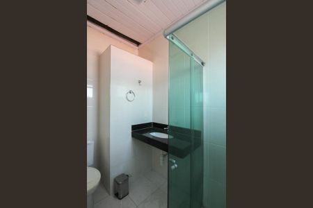 Casa à venda com 527m², 8 quartos e 10 vagasBanheiro da Suíte 4