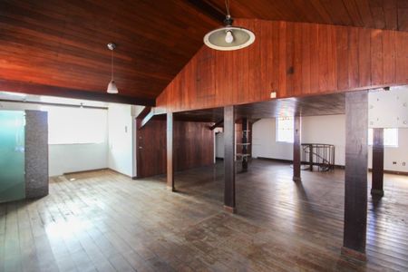 Casa à venda com 527m², 8 quartos e 10 vagasSala 3