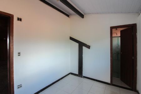 Casa à venda com 527m², 8 quartos e 10 vagasSuíte 4