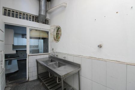 Casa à venda com 527m², 8 quartos e 10 vagasÁrea de Serviço