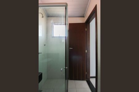 Casa à venda com 527m², 8 quartos e 10 vagasBanheiro da Suíte 4