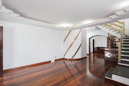 Sala 1 de casa à venda com 8 quartos, 527m² em Dona Clara, Belo Horizonte