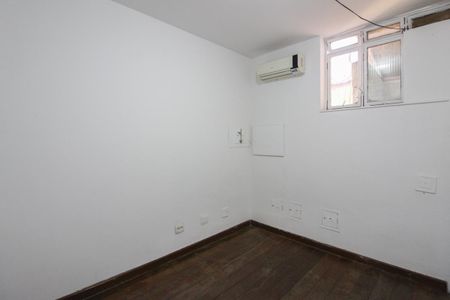 Casa à venda com 527m², 8 quartos e 10 vagasSuíte 3