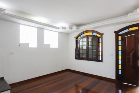 Casa à venda com 527m², 8 quartos e 10 vagasSala 1