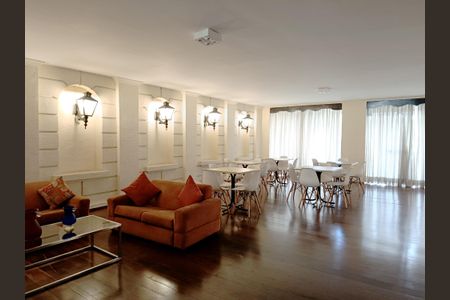 Apartamento à venda com 120m², 3 quartos e 1 vaga Apartamento à venda com 120m², 3 quartos e 1 vagaSalão de Festas