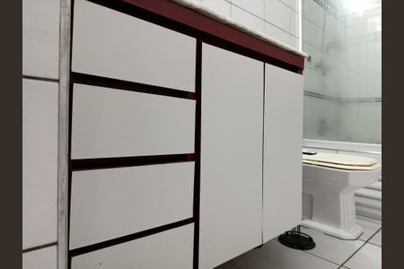 Apartamento à venda com 120m², 3 quartos e 1 vaga Apartamento à venda com 120m², 3 quartos e 1 vagaBanheiro da Suíte