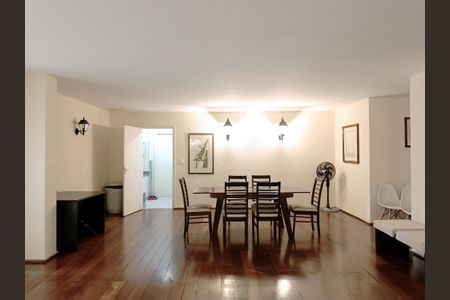 Apartamento à venda com 120m², 3 quartos e 1 vaga Apartamento à venda com 120m², 3 quartos e 1 vagaSalão de Festas