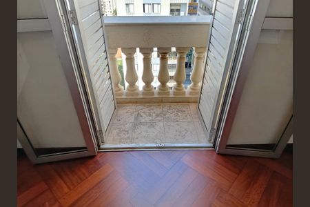 Apartamento à venda com 120m², 3 quartos e 1 vaga Apartamento à venda com 120m², 3 quartos e 1 vagaVaranda Quarto 1