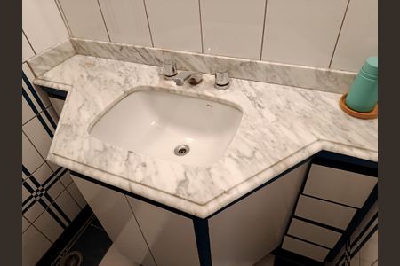 Apartamento à venda com 120m², 3 quartos e 1 vaga Apartamento à venda com 120m², 3 quartos e 1 vagaBanheiro quartos