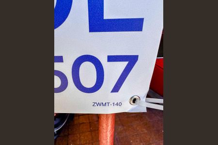 Casa à venda com 262m², 3 quartos e 3 vagasPlaca instalada na Fachada