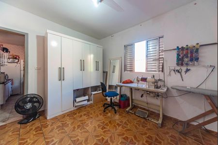 Casa à venda com 262m², 3 quartos e 3 vagas Casa à venda com 262m², 3 quartos e 3 vagasQuarto 2