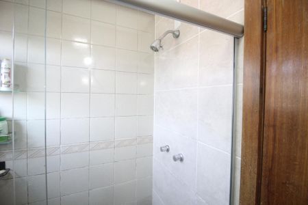 Apartamento à venda com 183m², 3 quartos e 2 vagasBanheiro da Suíte 1