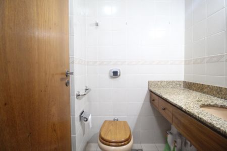 Apartamento à venda com 183m², 3 quartos e 2 vagasBanheiro