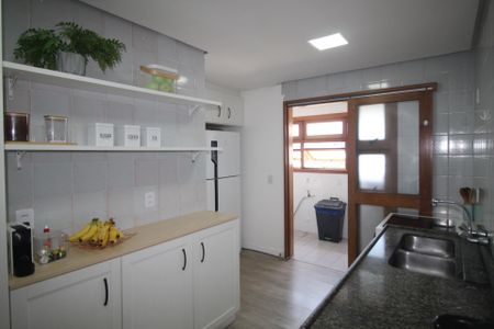 Apartamento à venda com 183m², 3 quartos e 2 vagasCozinha