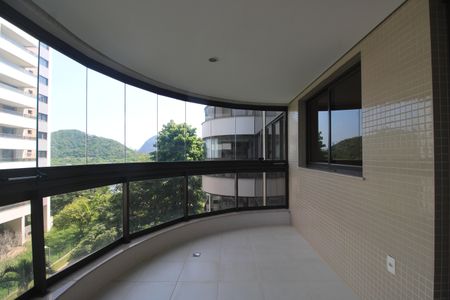 Sala - Varanda de apartamento para alugar com 2 quartos, 88m² em Barra da Tijuca, Rio de Janeiro