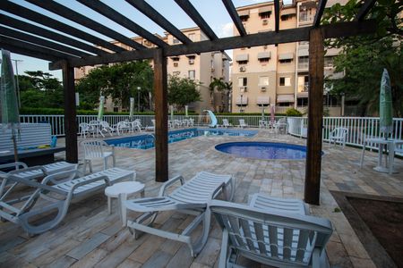 Apartamento para alugar com 55m², 2 quartos e 1 vaga Apartamento para alugar com 55m², 2 quartos e 1 vagaÁrea comum - Piscina