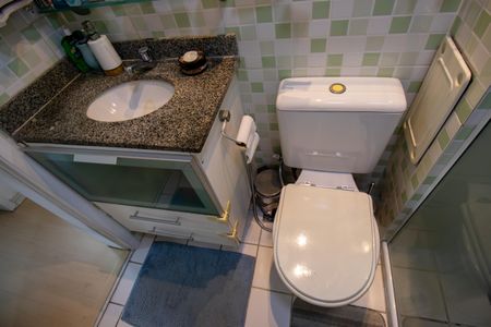 Apartamento para alugar com 55m², 2 quartos e 1 vaga Apartamento para alugar com 55m², 2 quartos e 1 vagaBanheiro