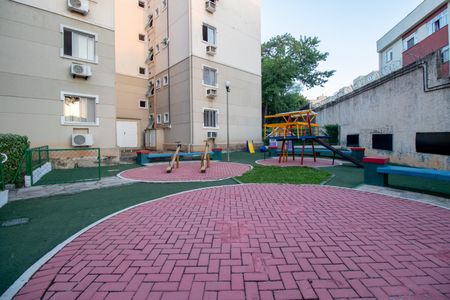 Apartamento para alugar com 55m², 2 quartos e 1 vaga Apartamento para alugar com 55m², 2 quartos e 1 vagaÁrea comum - Playground