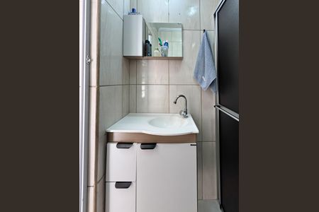 Casa à venda com 117m², 3 quartos e 2 vagasBanheiro Social