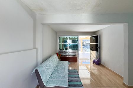 Casa à venda com 117m², 3 quartos e 2 vagasEntrada 