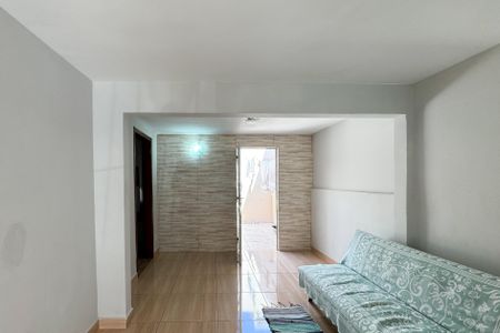 Casa à venda com 117m², 3 quartos e 2 vagasEntrada 