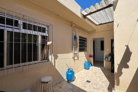 Casa à venda com 117m², 3 quartos e 2 vagasQuintal