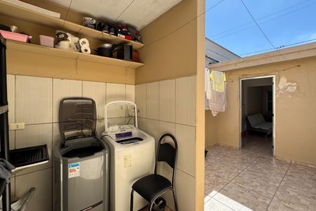 Casa à venda com 117m², 3 quartos e 2 vagasÁrea de Serviço