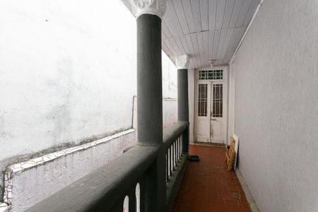 Casa para alugar com 200m², 3 quartos e 4 vagas Casa para alugar com 200m², 3 quartos e 4 vagasCorredor