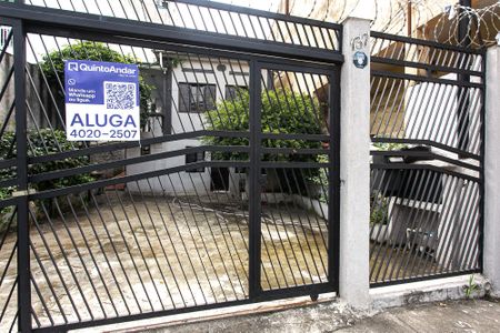 Casa para alugar com 200m², 3 quartos e 4 vagas Casa para alugar com 200m², 3 quartos e 4 vagasFachada - placa GTPE-680