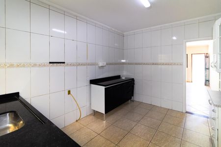 Casa para alugar com 240m², 3 quartos e 6 vagasCozinha