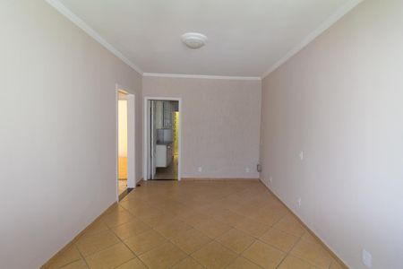 Sala de casa para alugar com 3 quartos, 240m² em Jardim Guairaca, São Paulo