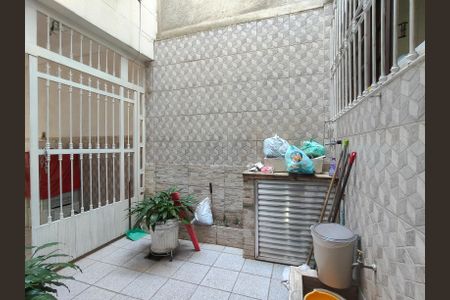 Casa à venda com 250m², 4 quartos e 2 vagas Casa à venda com 250m², 4 quartos e 2 vagasQuintal