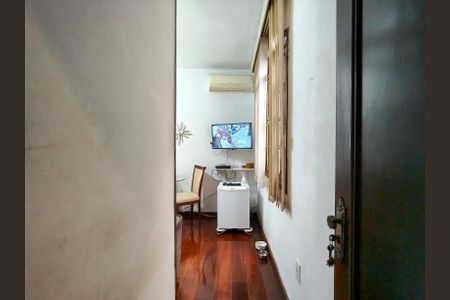 Casa à venda com 250m², 4 quartos e 2 vagas Casa à venda com 250m², 4 quartos e 2 vagasQuarto 1