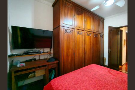 Casa à venda com 250m², 4 quartos e 2 vagas Casa à venda com 250m², 4 quartos e 2 vagasSuíte