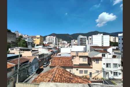 Casa à venda com 250m², 4 quartos e 2 vagas Casa à venda com 250m², 4 quartos e 2 vagasVista do Terraço