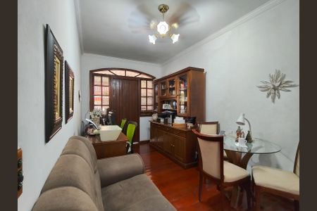 Casa à venda com 250m², 4 quartos e 2 vagas Casa à venda com 250m², 4 quartos e 2 vagasQuarto 1