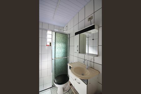Banheiro Social de casa à venda com 1 quarto, 170m² em Condomínio Maracanã, Santo André