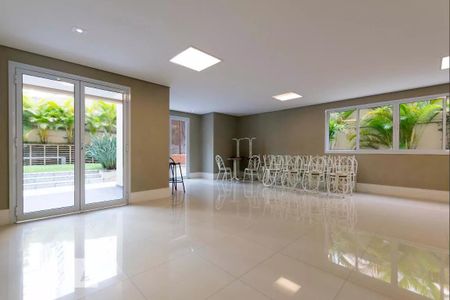 Apartamento à venda com 68m², 3 quartos e 2 vagasÁrea comum - Salão de festas