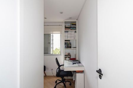 Apartamento à venda com 68m², 3 quartos e 2 vagasQuarto 2