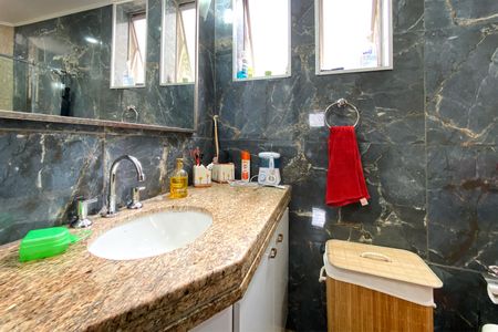 Apartamento à venda com 125m², 3 quartos e 2 vagasBanheiro da Suíte 1