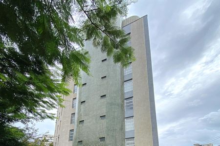 Apartamento à venda com 125m², 3 quartos e 2 vagasFachada