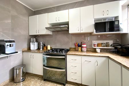 Apartamento à venda com 125m², 3 quartos e 2 vagasCozinha