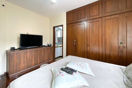 Apartamento à venda com 125m², 3 quartos e 2 vagasSuite 1