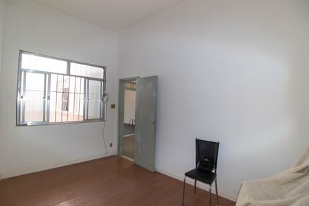 Casa à venda com 210m², 5 quartos e 1 vaga