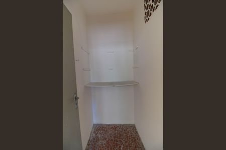 Casa à venda com 210m², 5 quartos e 1 vaga