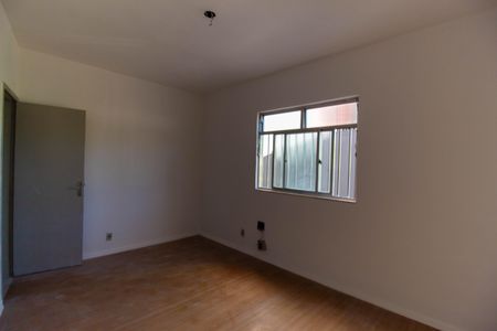 Casa à venda com 210m², 5 quartos e 1 vaga