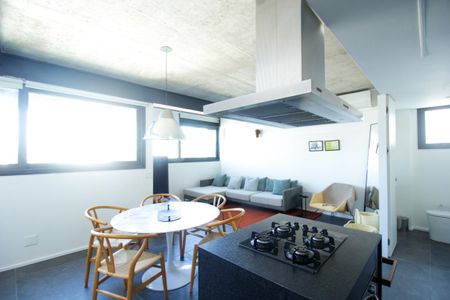 Apartamento à venda com 92m², 1 quarto e 1 vagaSala/Cozinha