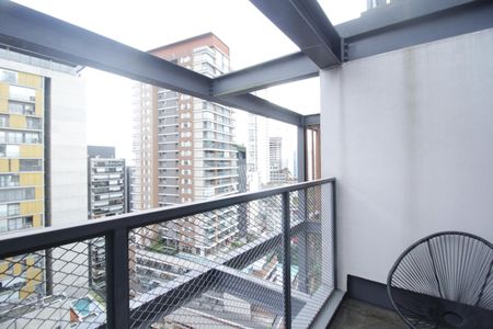 Apartamento à venda com 150m², 1 quarto e 1 vaga Apartamento à venda com 150m², 1 quarto e 1 vagaSacada